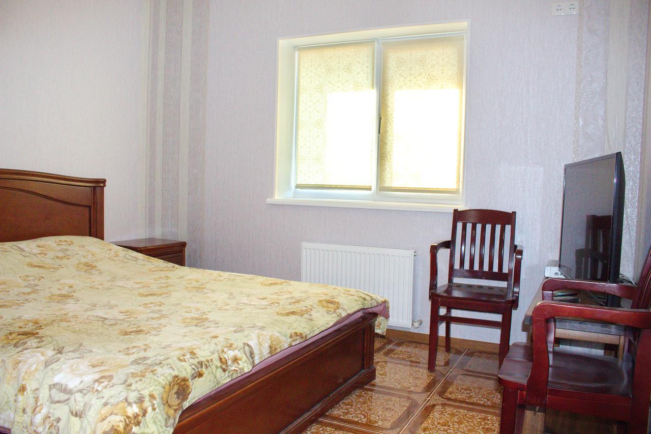 Hotel Smotrytska Vezha Kamianets-Podilskyi Exterior foto